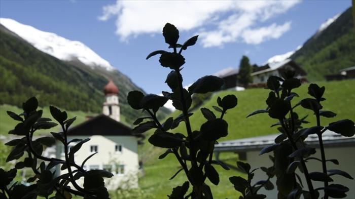 Restaurant Und Appartement "Zur Sonne" Umhausen Exteriér fotografie